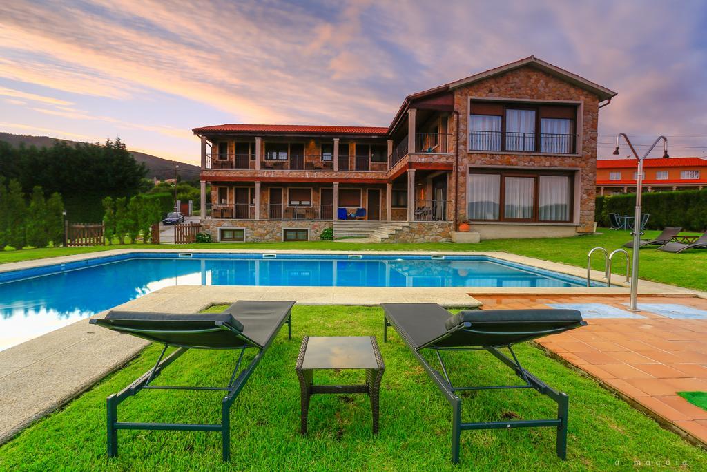 Hotel A Maquia Samieira Esterno foto